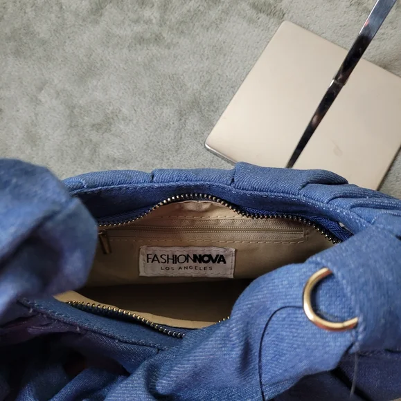 Fashion Nova Hard To Handle Handbag Crossbody Ruched Purse - Medium Wash Denim - Picture 10 of 12